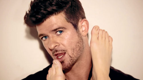 Robin Thicke feet